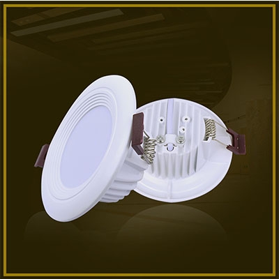 LED管中必须有一个恒定电流驱动器